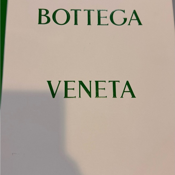 Bottega Veneta Lido Sandals in Green (Grass) - Picture 12 of 12